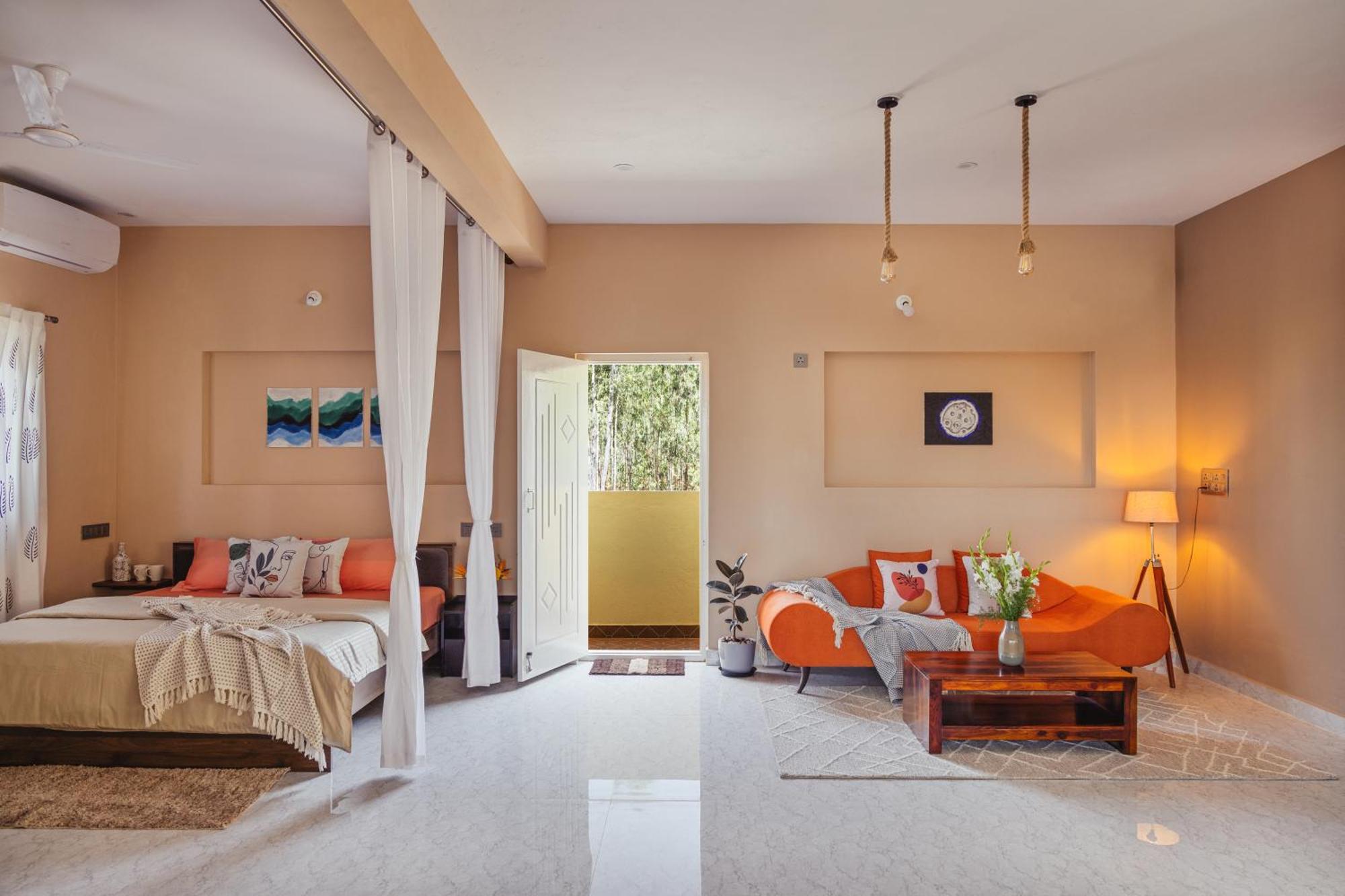 Villa Moonlight Manor- Luxury Escape à Bangalore Extérieur photo